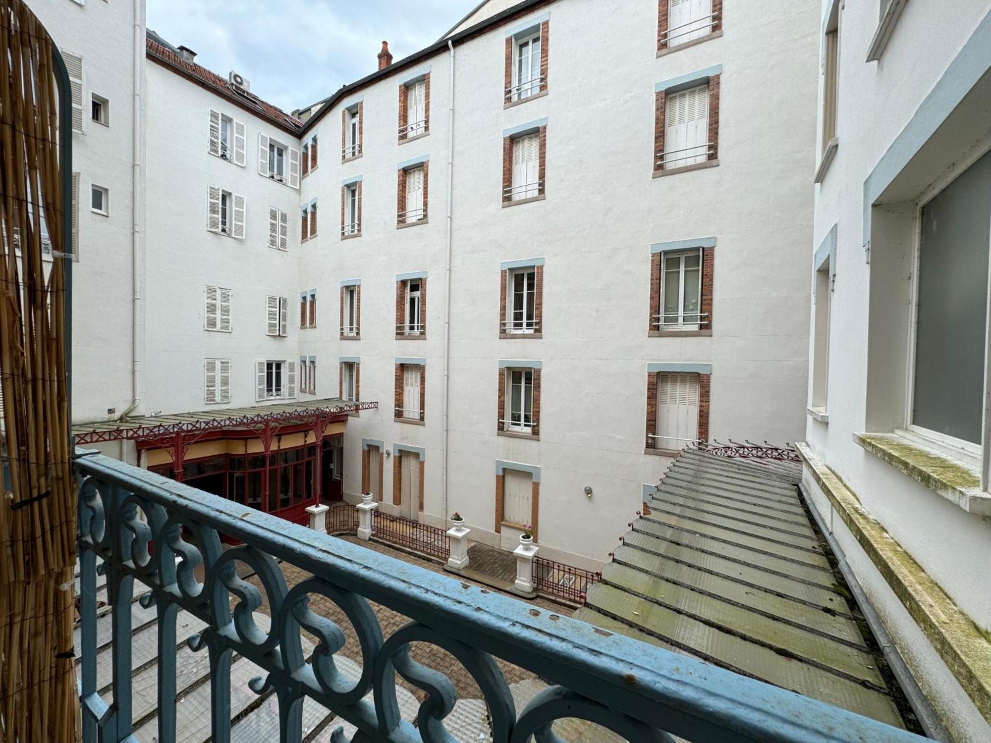 Petit Splendid - Ancien Palace, Balcon, Centre Vichy Dış mekan fotoğraf